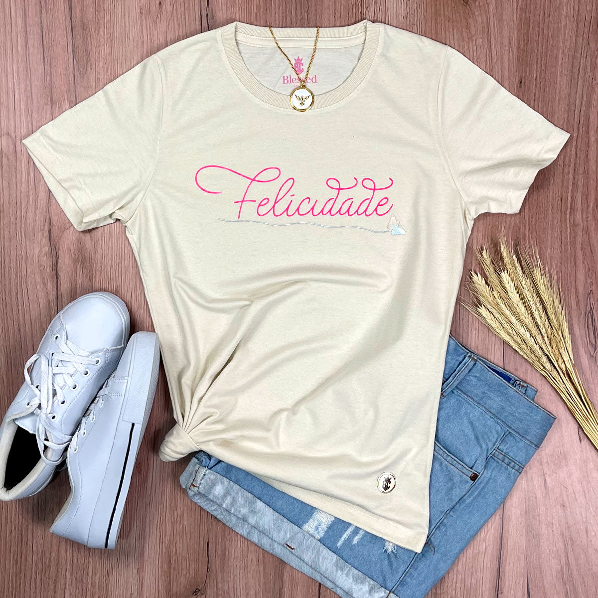 Camiseta Feminina Off White Felicidade