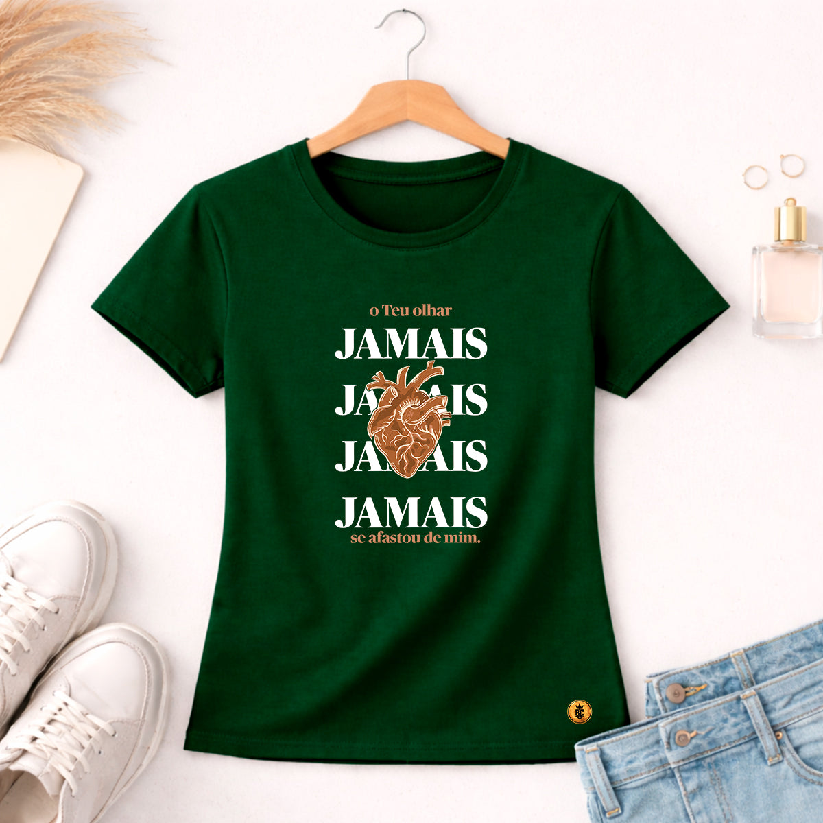 Camiseta Feminina Verde O Teu Olhar Jamais Se Afastou de mim