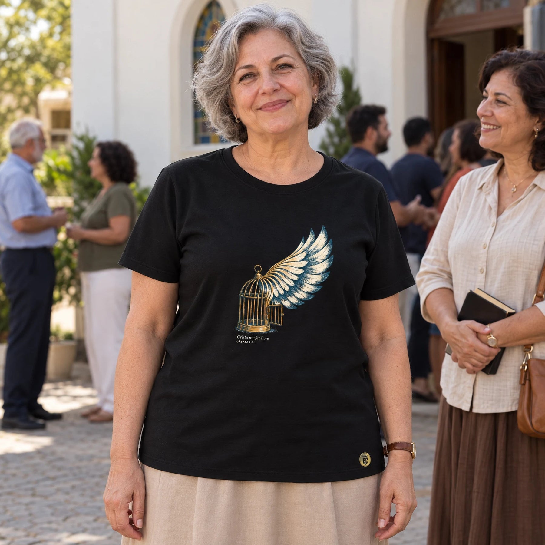Camiseta Feminina Preta Cristo me fez livre