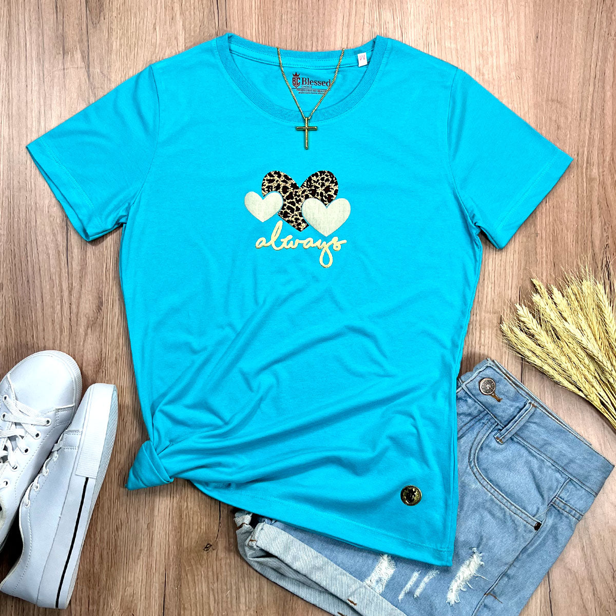 Camiseta Feminina Turquesa Aplique Always