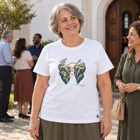 Camiseta Feminina Branca Felizes os pacificadores