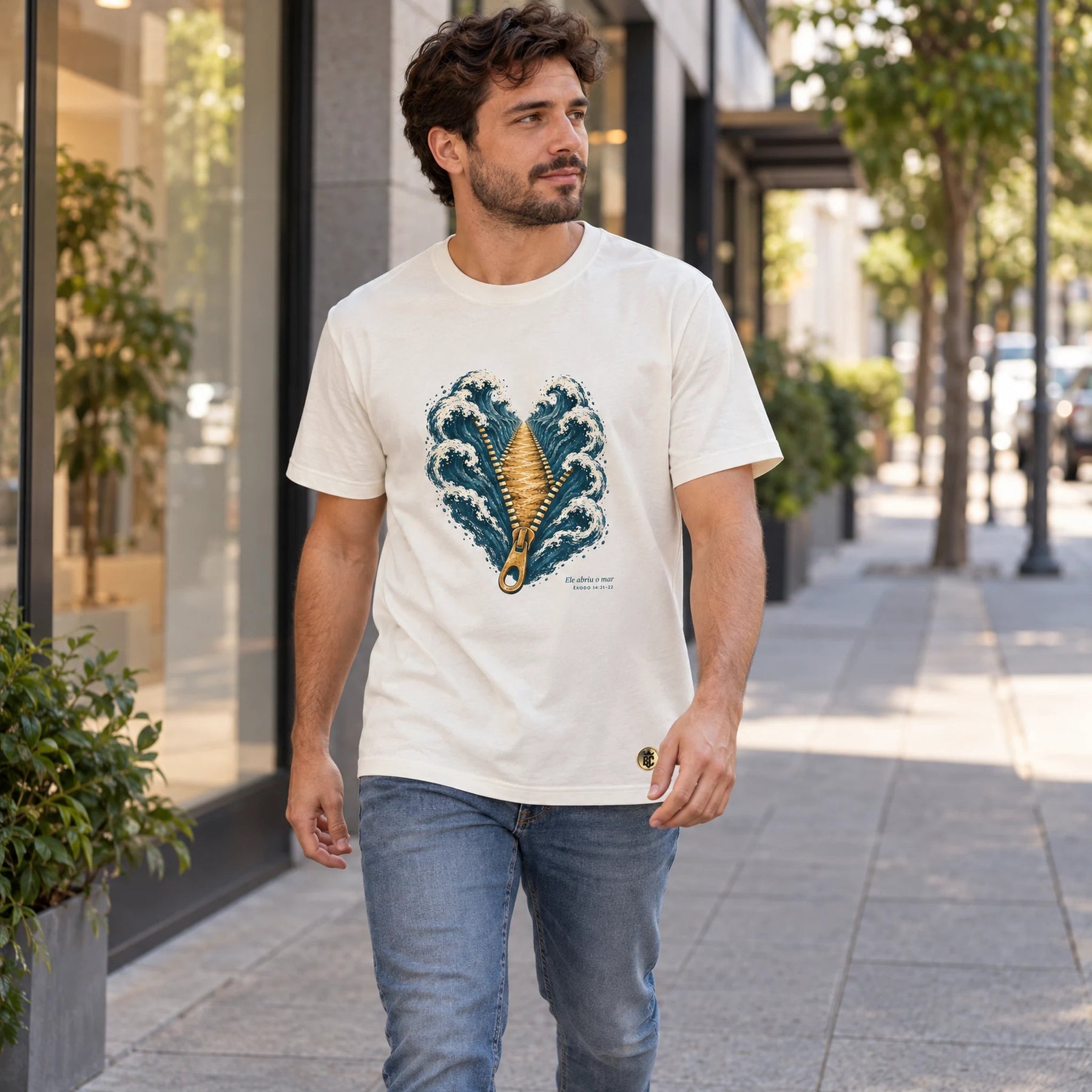 Camiseta Masculina Off White Ele abriu o mar