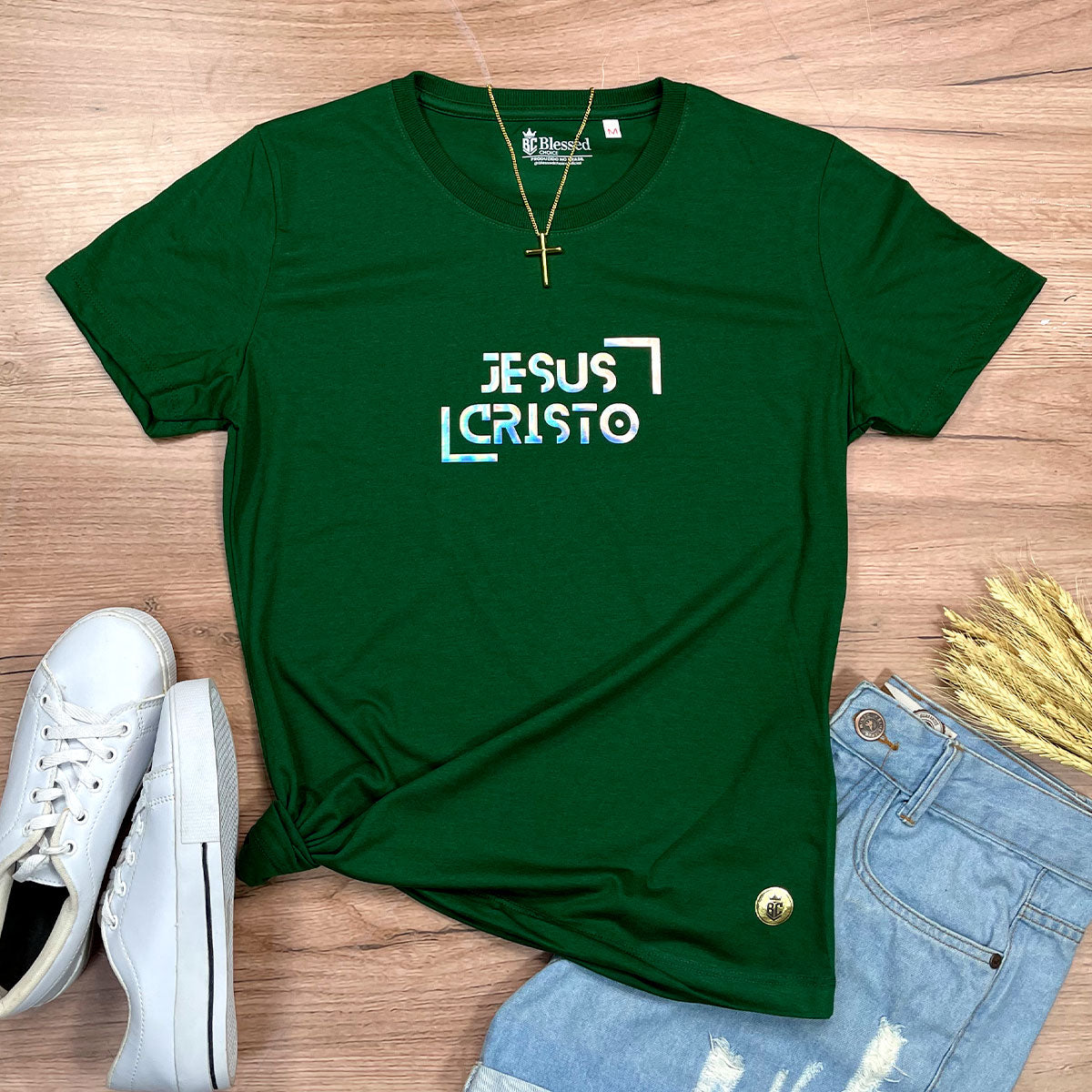 Camiseta Feminina Verde Jesus Cristo Holográfico