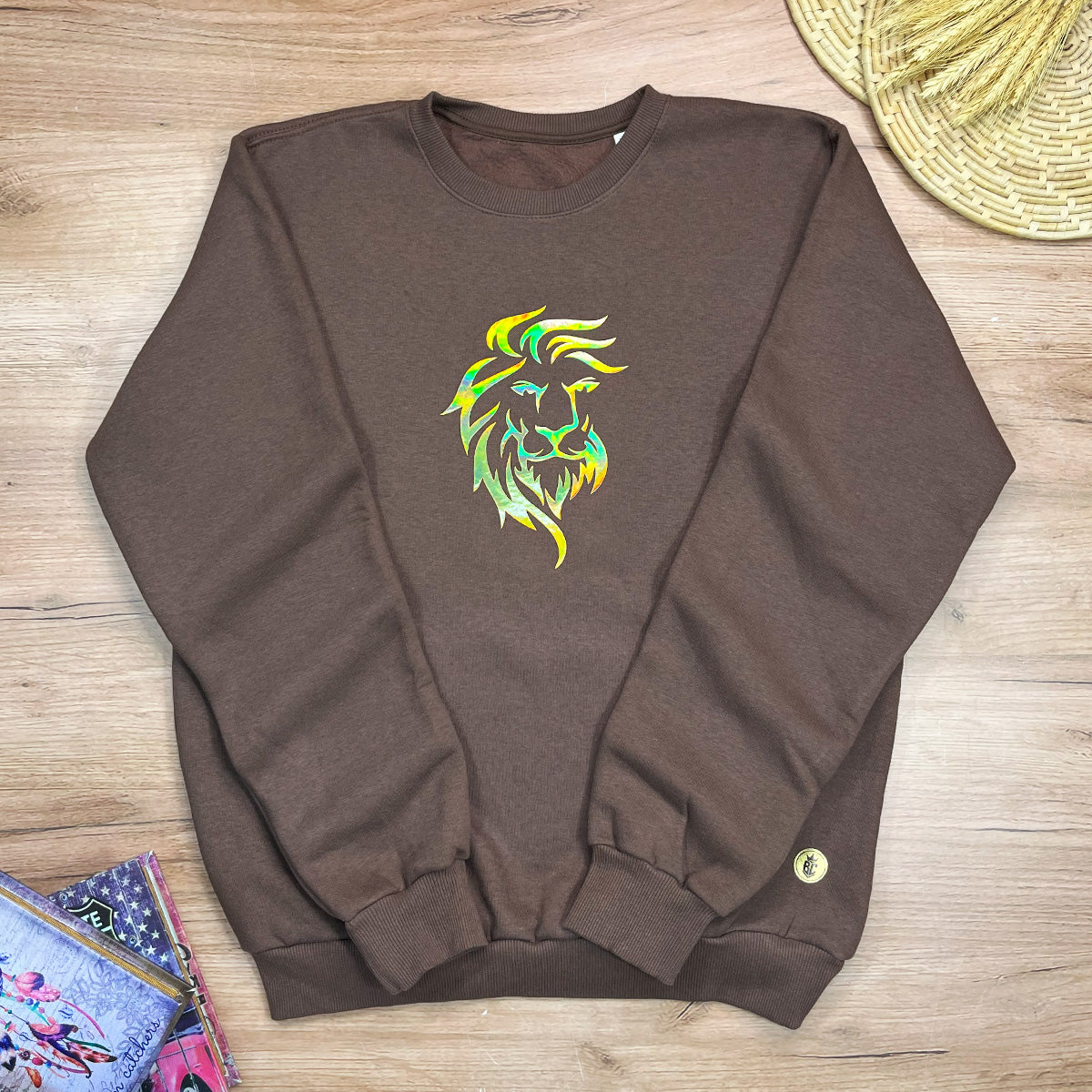 Moletom Marrom Aplique Leão Dourado
