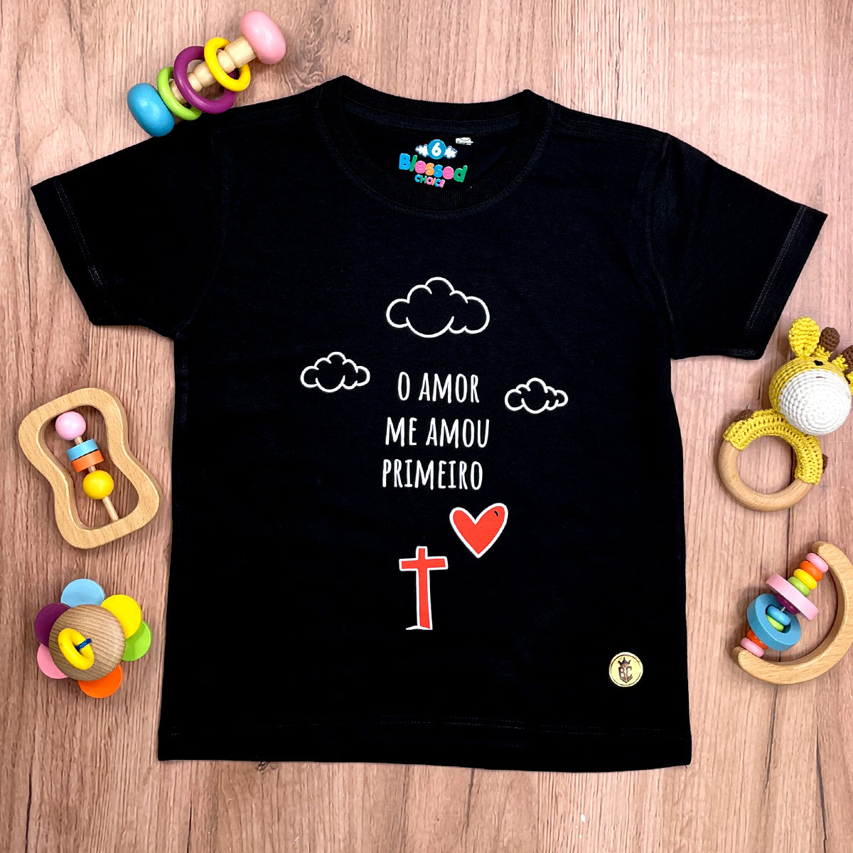 T-Shirt Infantil Preta Desenho O Amor Me Amou