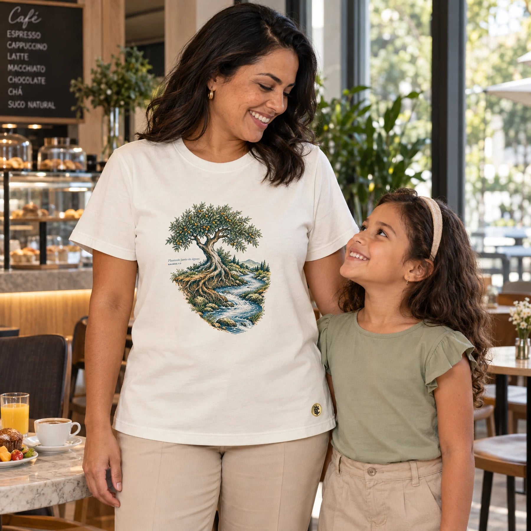 Camiseta Feminina Off White Plantado junto às águas