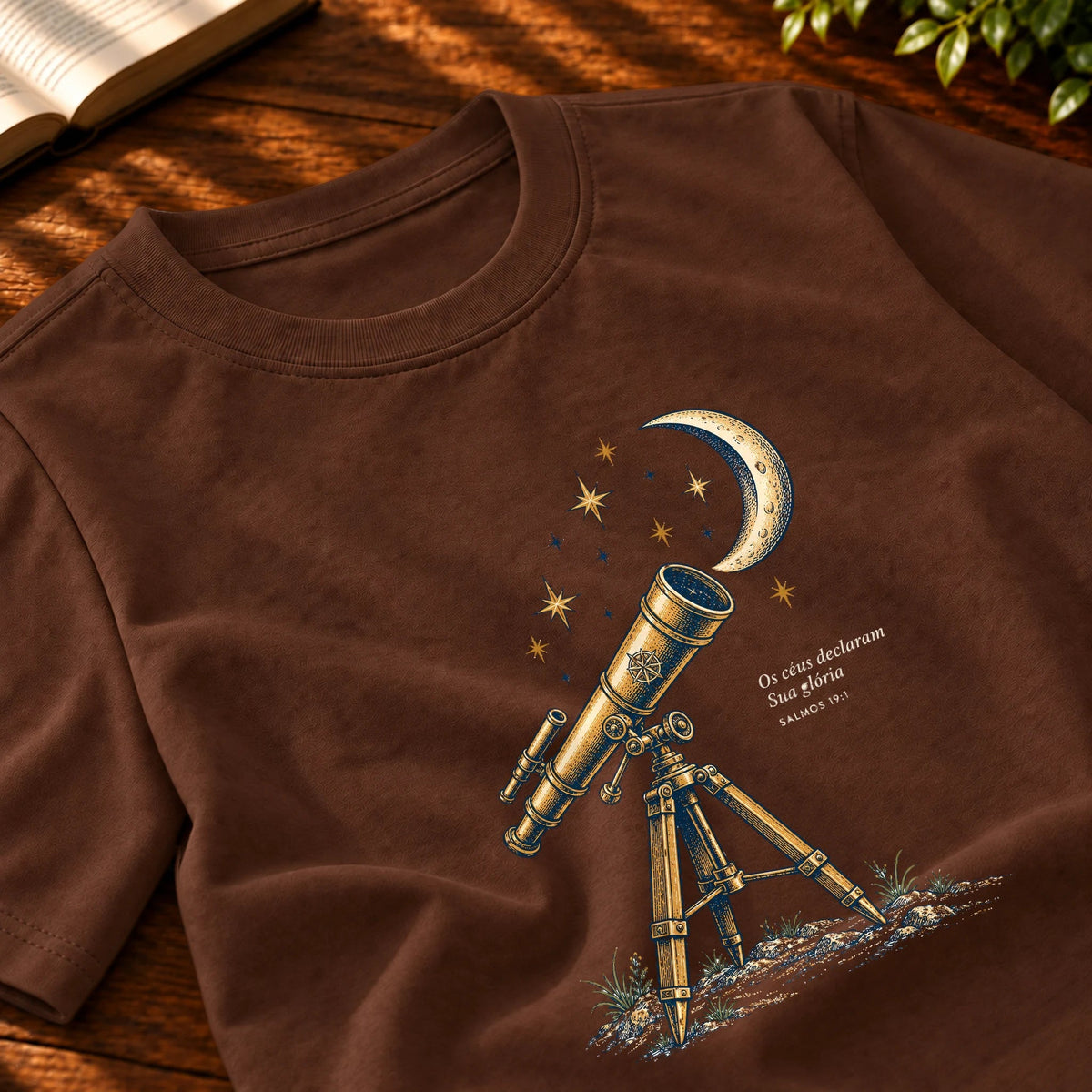 Camiseta Masculina Marrom Os céus declaram Sua glória