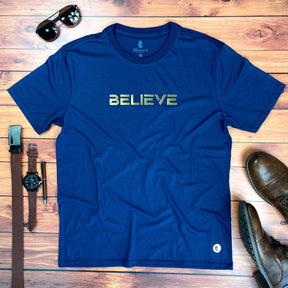 Camiseta Masculina Azul Aplique Believe