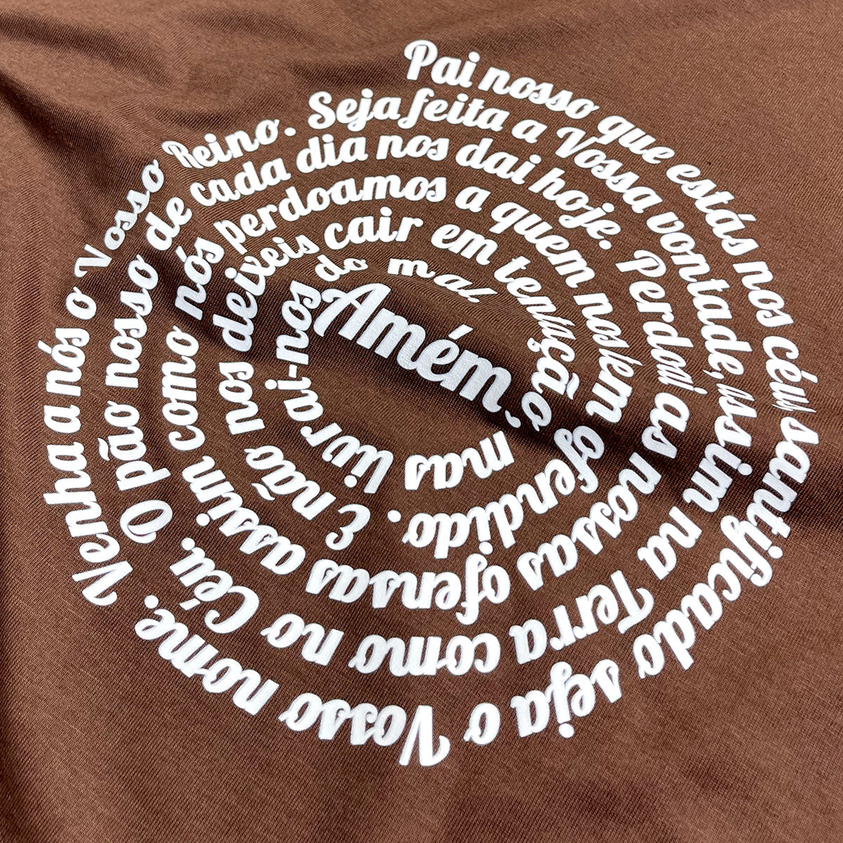 Camiseta Masculina Marrom Oração Pai Nosso