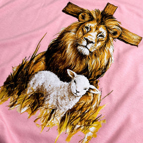 Camiseta Feminina Rosa Cruz Leão E Cordeiro