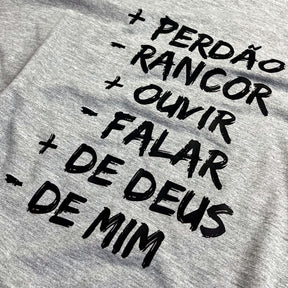 Camiseta Masculina Cinza + Perdão - Rancor