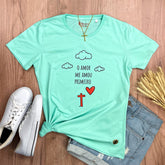 Camiseta Feminina Verde Menta Desenho O Amor Me Amou