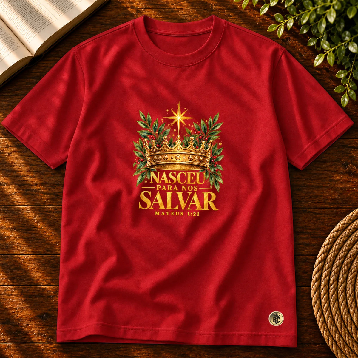 Camiseta Masculina Vermelha Nasceu para nos salvar — Principal 01