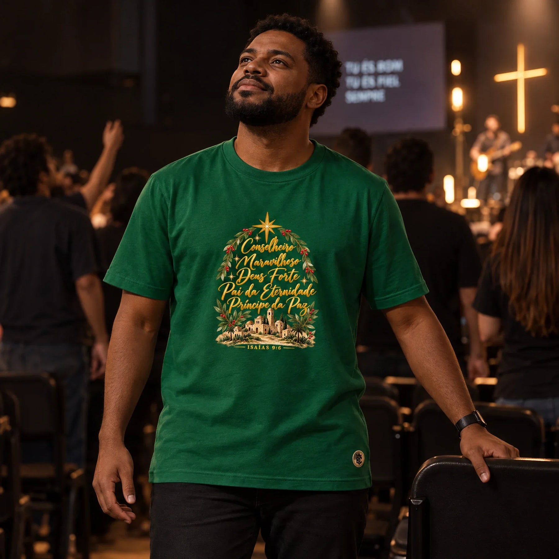 Camiseta Masculina Verde Conselheiro Maravilhoso — Ambientada 02
