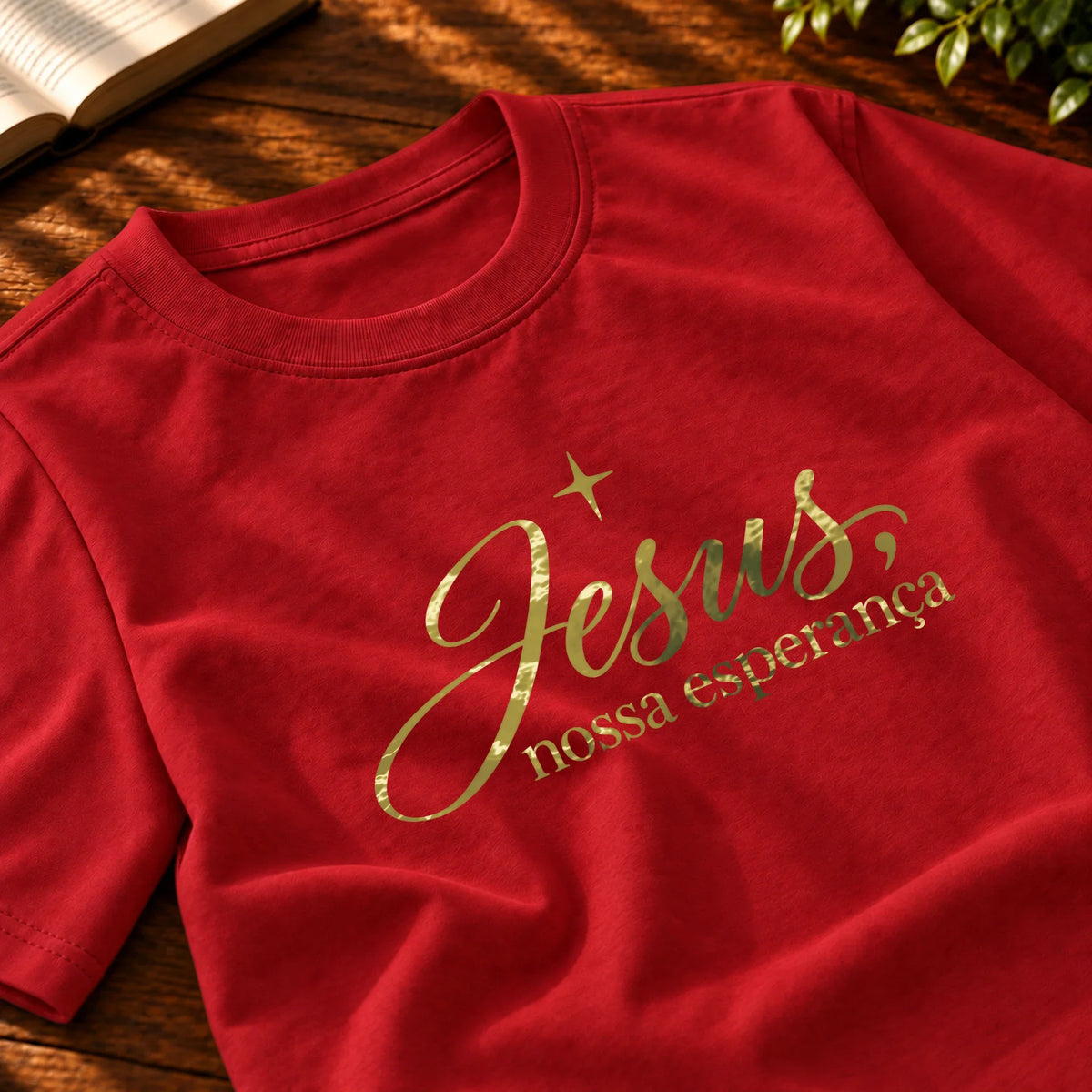 Camiseta Masculina Vermelha Jesus, nossa esperança — Zoom