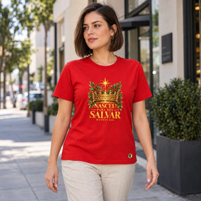 Camiseta Feminina Vermelha Nasceu para nos salvar — Ambientada 02
