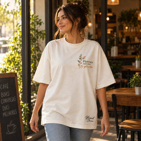 Oversized Off White Floresça onde Deus te plantar — Ambientada 03