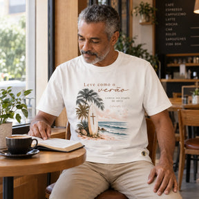 Camiseta Masculina Off White Leve Como o Verão — Ambientada 04