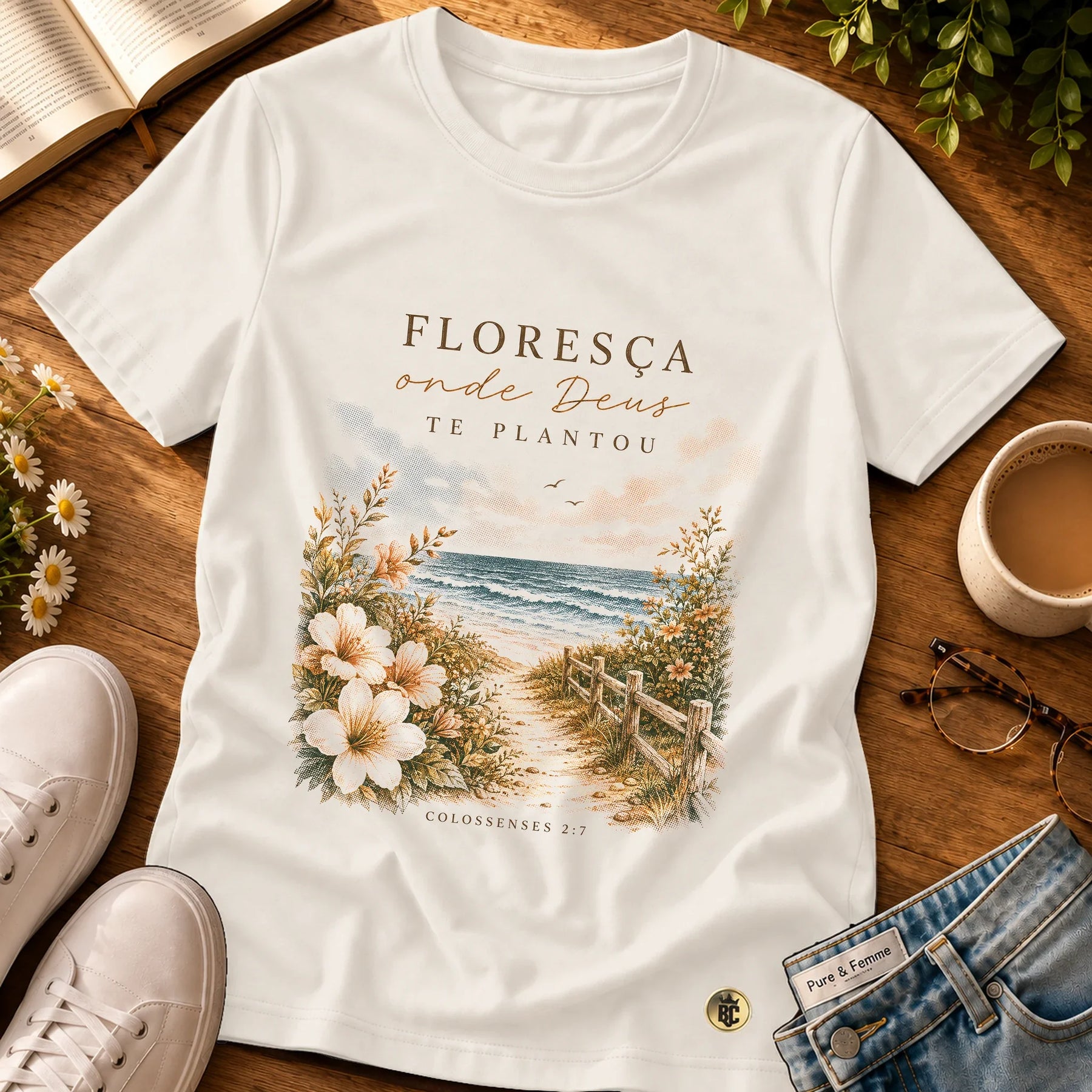 Camiseta Feminina Off White Floresça onde Deus te plantou — Principal 01