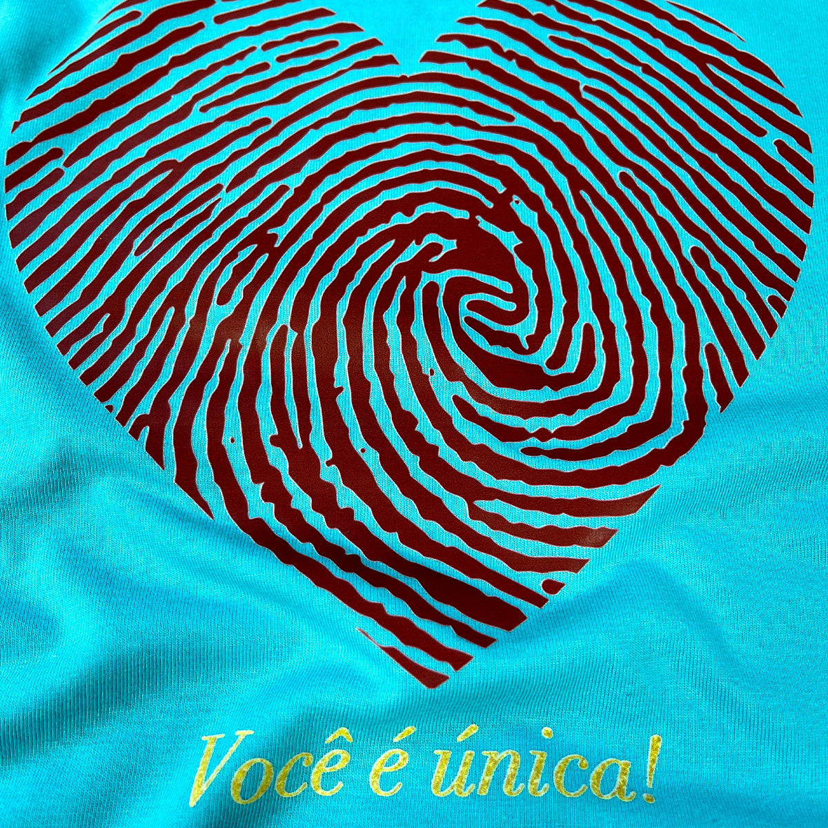 Camiseta Feminina Turquesa Coração Digital Você É Única