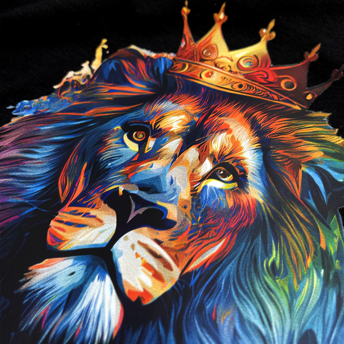 Camiseta Masculina Preta Leão Coroa