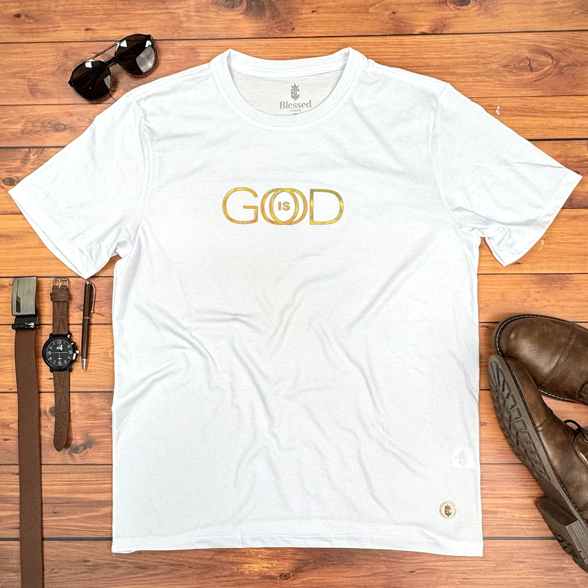 Camiseta Masculina Branca God is Good