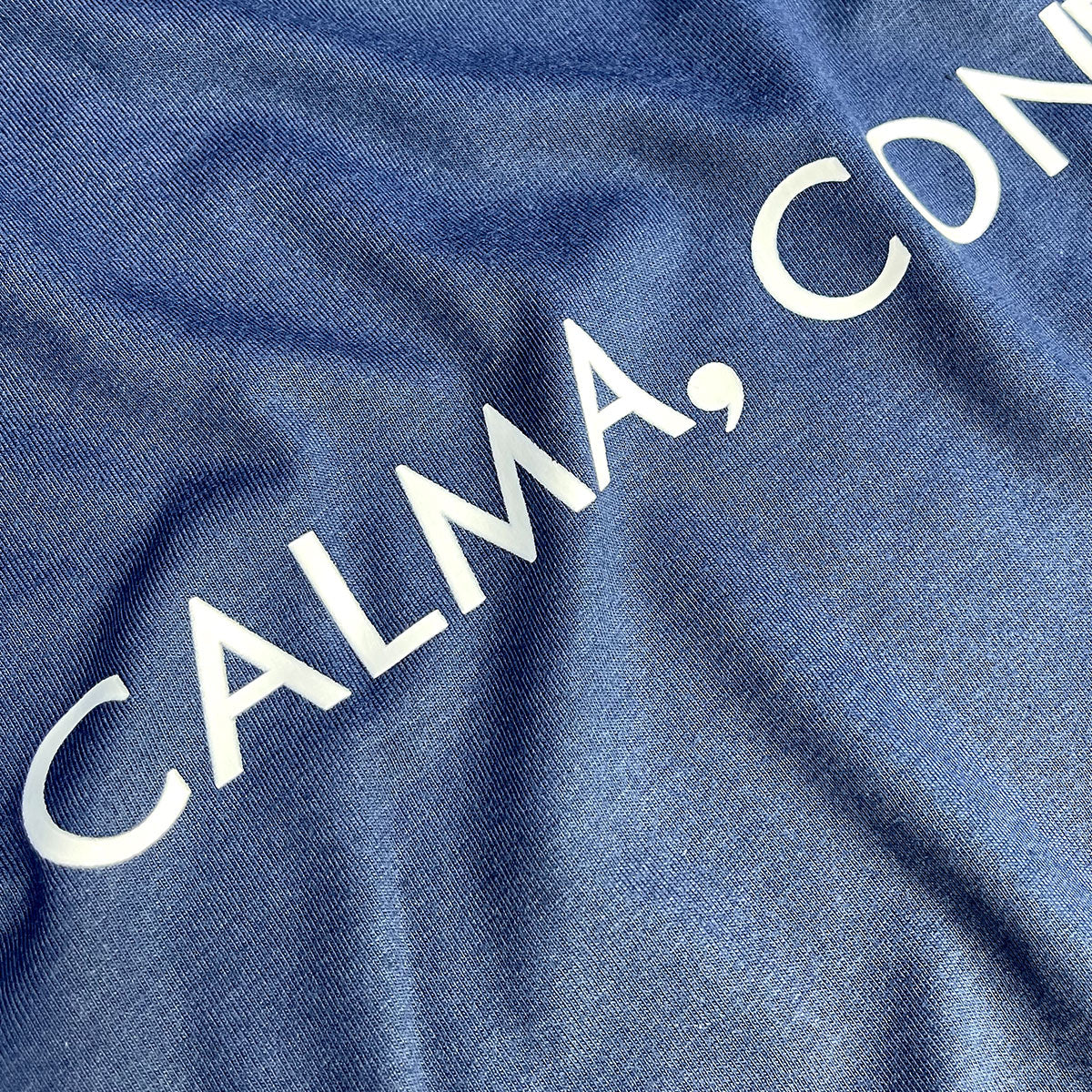 Camiseta Feminina Azul Calma, Confia.