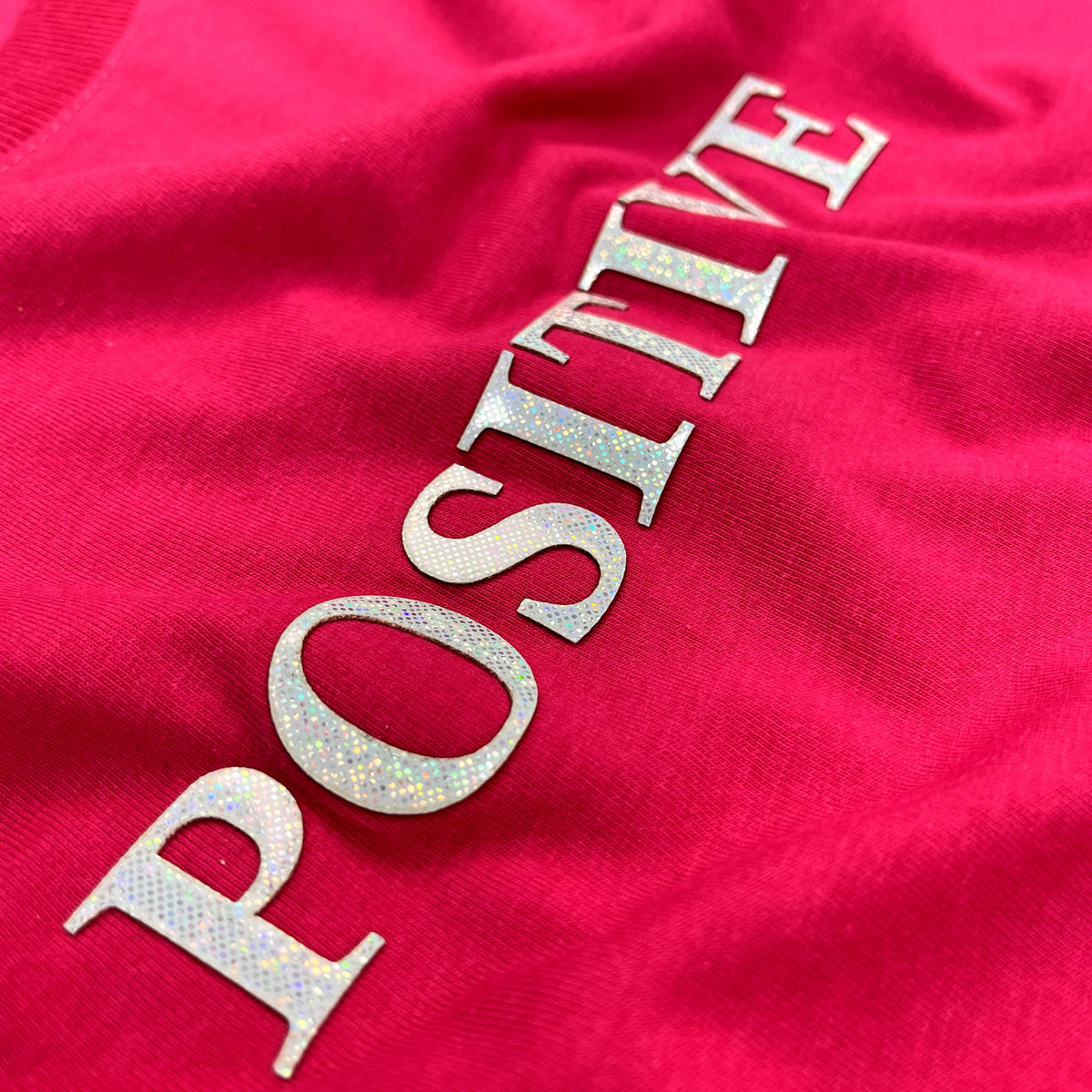 Camiseta Feminina Pink Aplique Positive