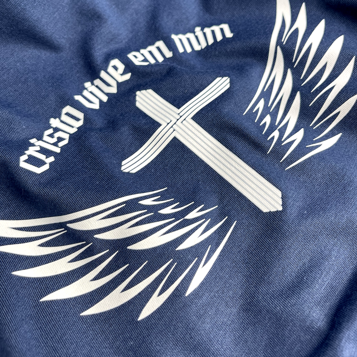 Camiseta Masculina Azul Cristo vive em mim