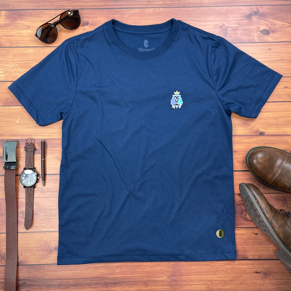 Camiseta Masculina Azul Cordeiro e Leão Holográfico