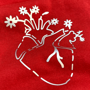 Camiseta Feminina Vermelha Coração