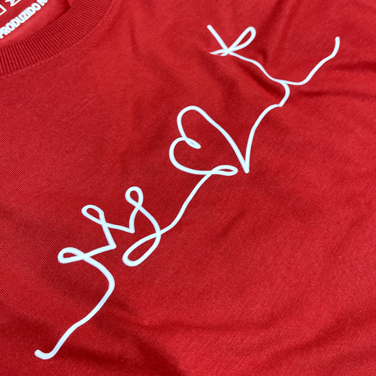 Camiseta Feminina Vermelha Coroa Coração